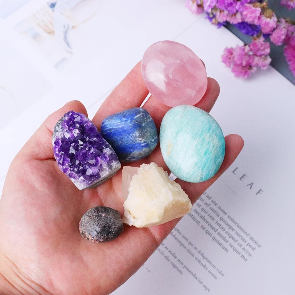 Healing Crystal Gift Set- Wellbeing