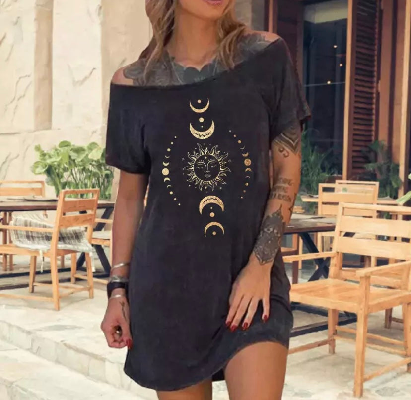 Solar Eclipse Sun & Moon T- shirt Dress